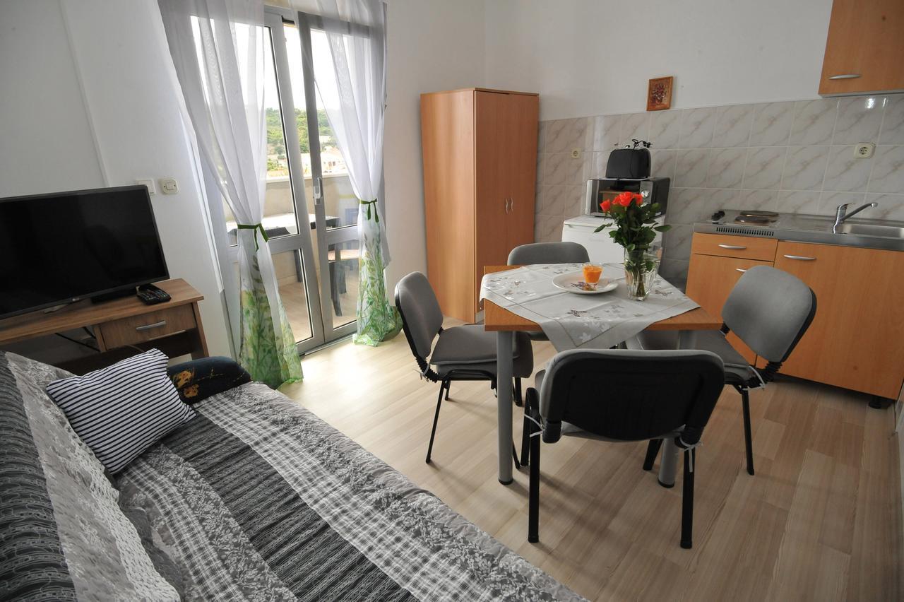 Apartments Sea Star Mlini Extérieur photo
